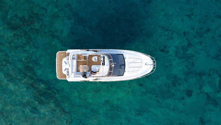 Prestige Yachts F4.3