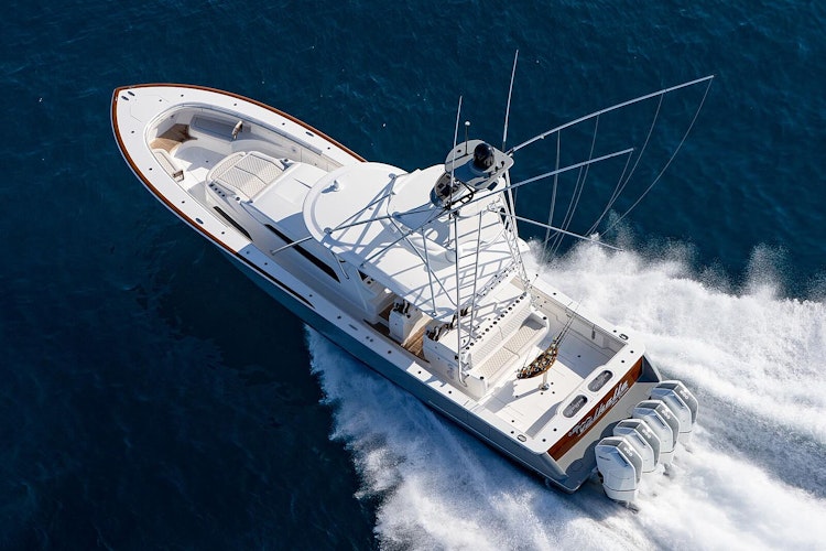 overhead view of the valhalla boats v55