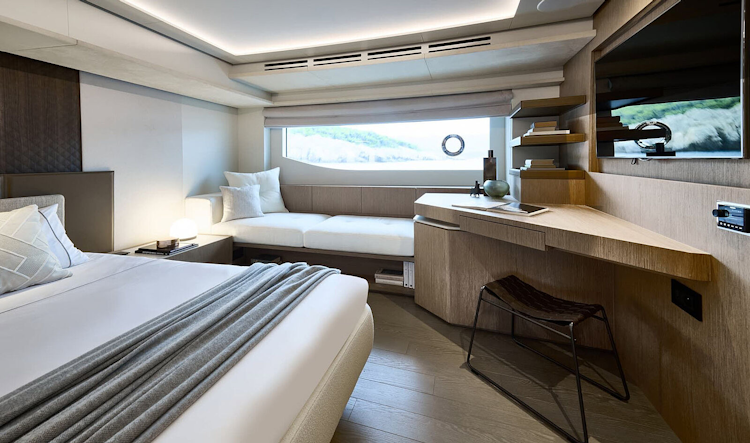 reading-nook-in-cabin-on-prestige-m7