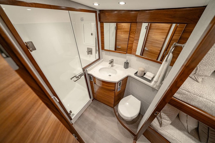 shower and sink - viking 50 convertible