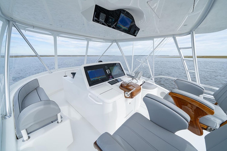 viking 50 convertible flybridge seating