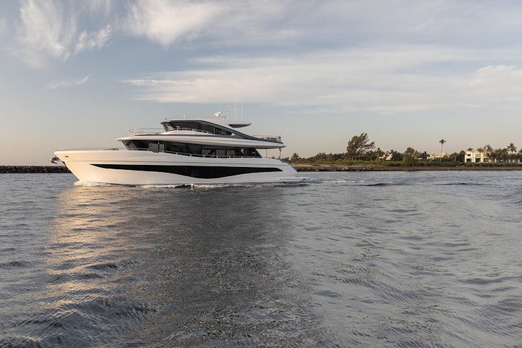 Princess Yachts X80