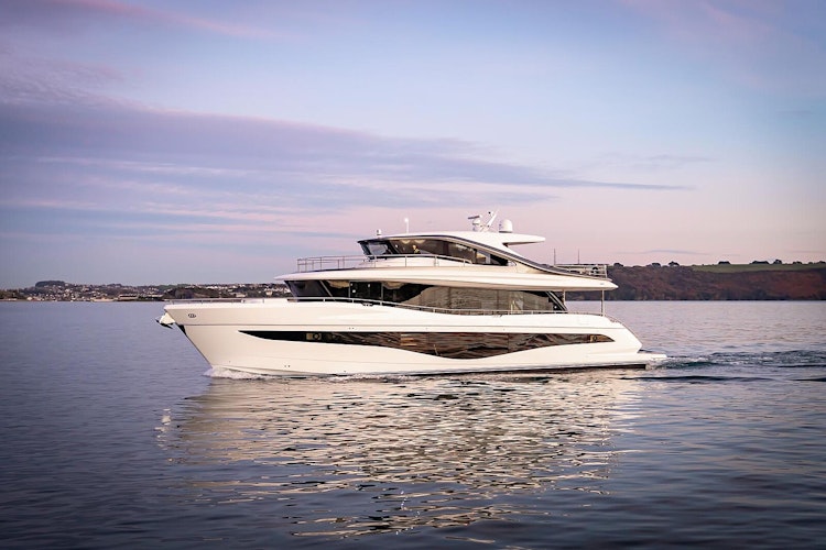 Princess Yachts X80