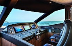 Absolute Yachts 72 Flybridge Command Station