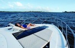 Cruisers Yachts 54 Cantius