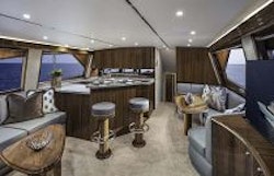 Viking yachts 58 convertible salon