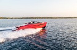 Princess Yachts R35 Signal Red Color