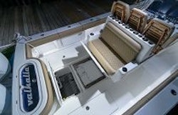 transom live well and cockpit seating