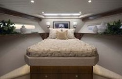 Viking Yachts 75 MY 3rd Stateroom