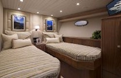 Viking Yachts 75 Bunk Stateroom