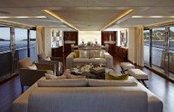 Princess Yachts 40 Meter Salon FWD