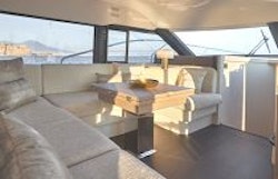 Prestige Yachts F4.9