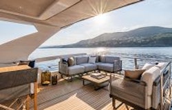 Absolute Yachts Navetta 62