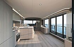 navetta 58 layout with side door open from salon