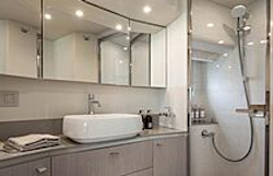 bathroom sink and shower in navetta 50