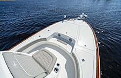 bow layout on the v28