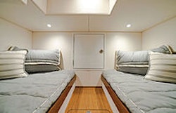 guest cabin with twin beds in valhalla v55