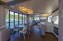 interior dining table - absolute 70 fly