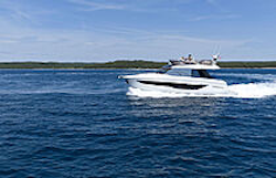 Prestige Yachts F4.3