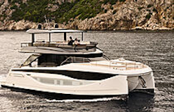 starboard-side-profile-of-prestige-m7