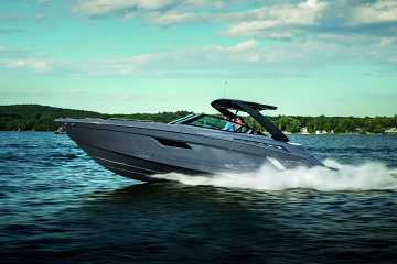 Cruisers Yachts 338 South Beach Edition