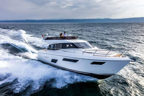 ferretti yachts 1000 for sale