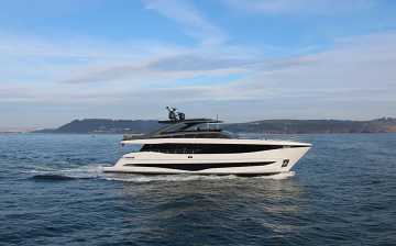 Princess Yachts Y95